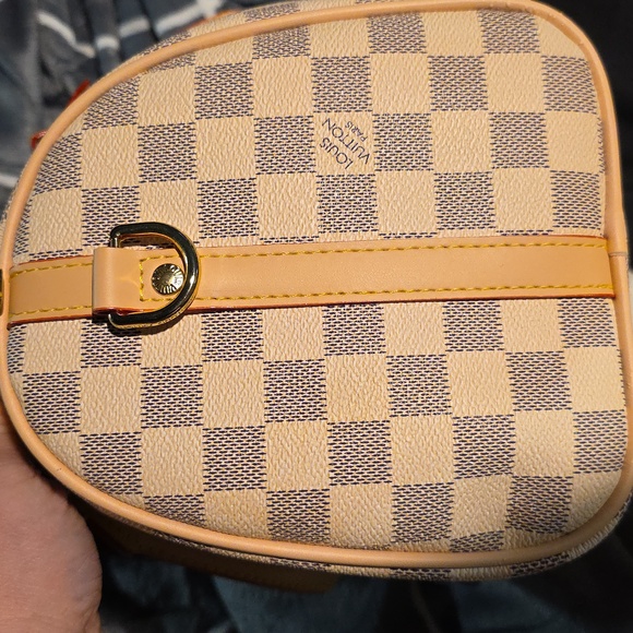 USED***Checkered Tan and Cream Handbag LV With Long Strap And Dust Bag - Picture 4 of 7